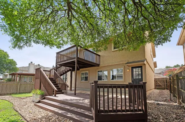 front view of house with a yard