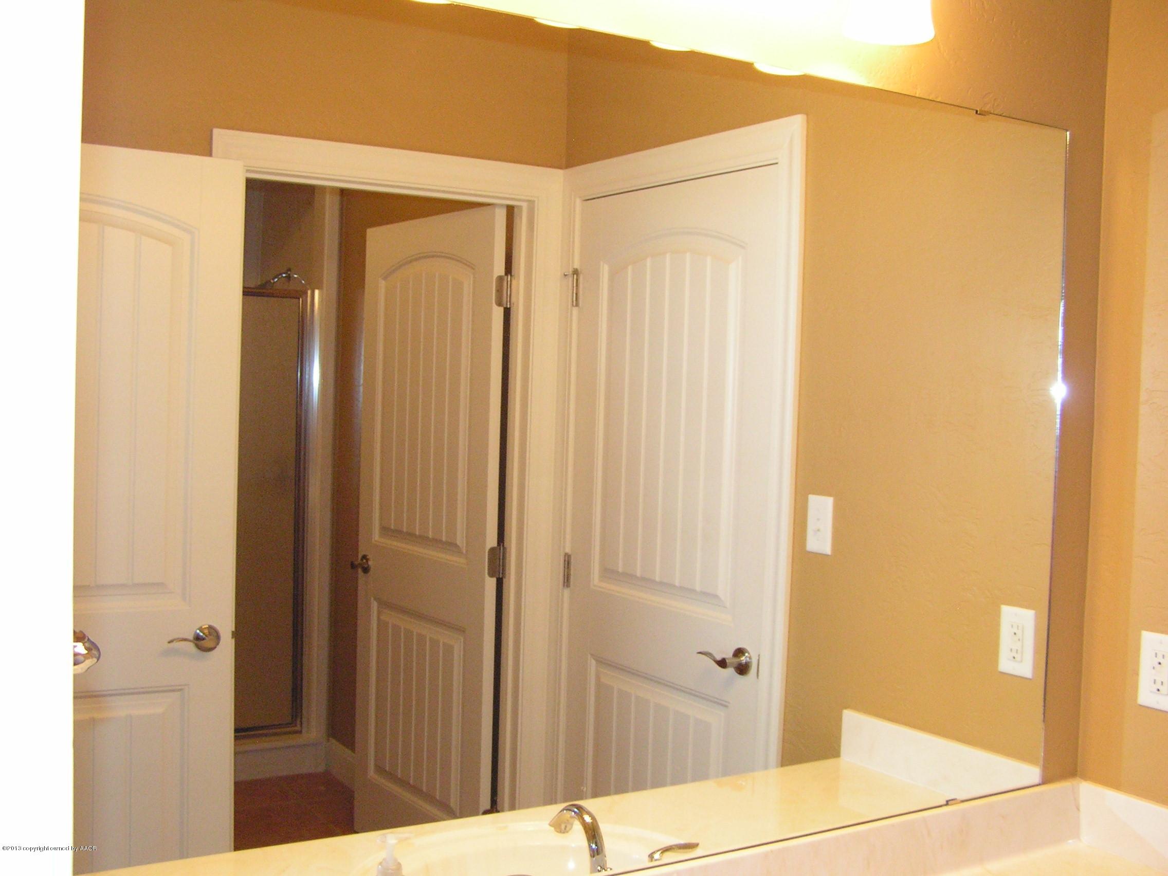 6670 Red Rock Road Amarillo, TX 79118 - Photo 22 of 71 3/4 Guest Bathroom