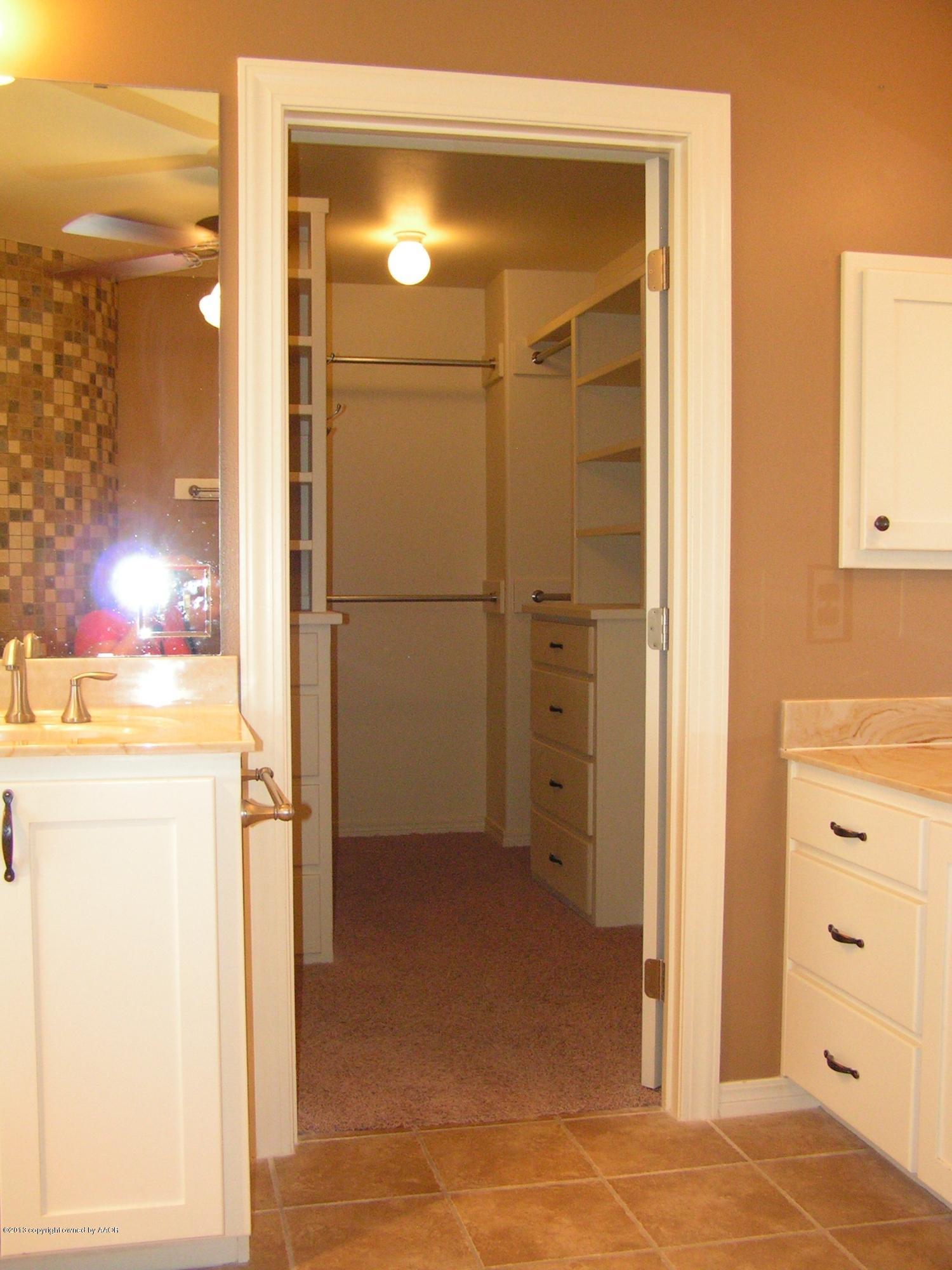 6670 Red Rock Road Amarillo, TX 79118 - Photo 37 of 71 MASTER BATHROOM