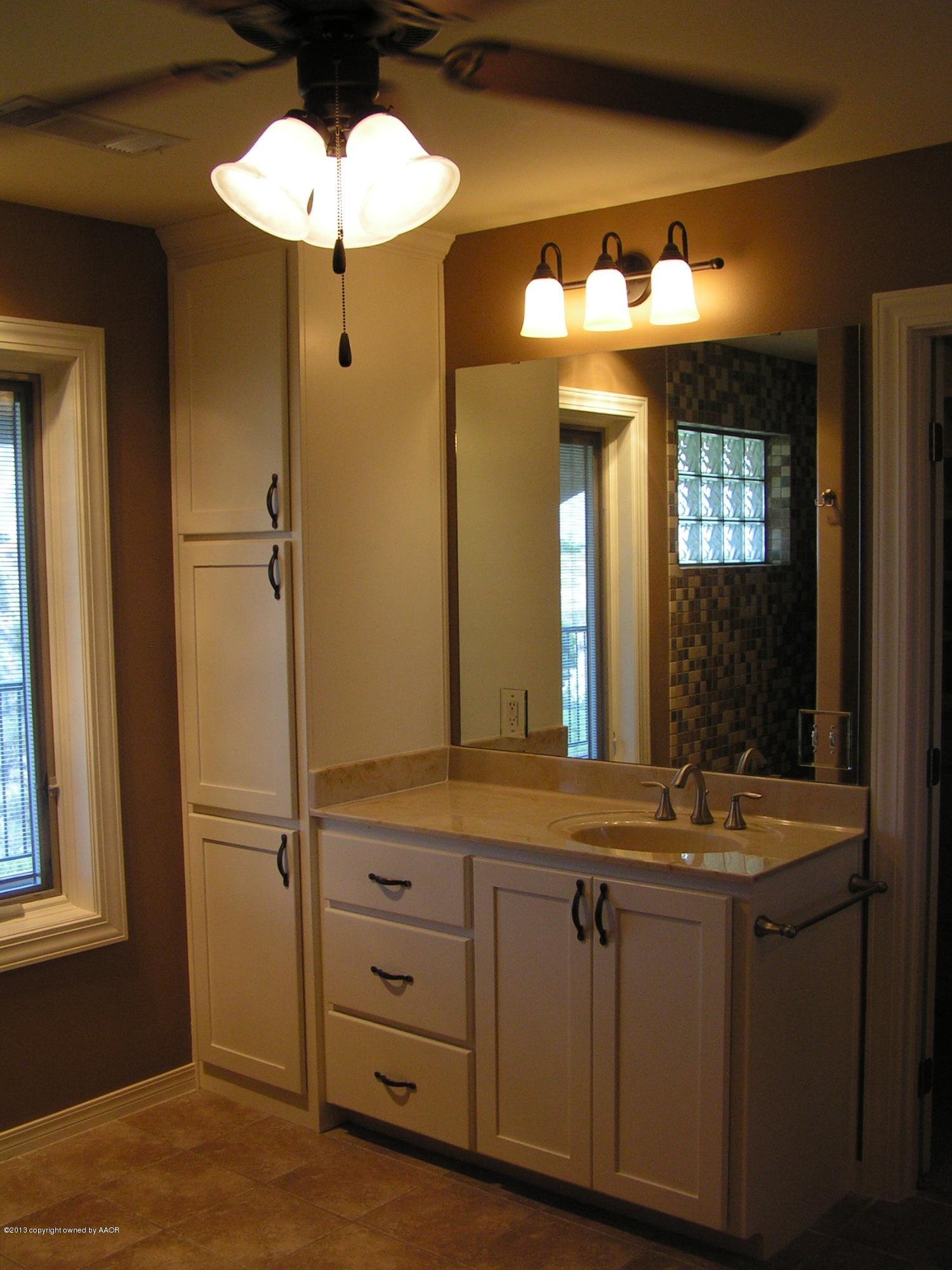 6670 Red Rock Road Amarillo, TX 79118 - Photo 39 of 71 MASTER BATHROOM
