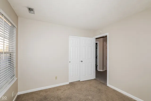 $1,940 | 2011 Lohr Drive, Indianapolis, IN 46214