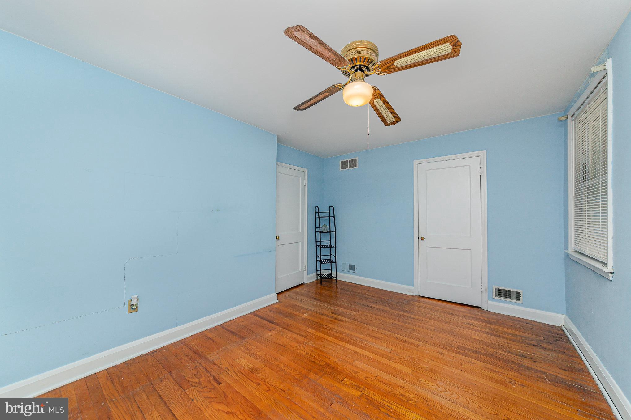 8675 Oak Road Parkville, MD 21234 - Photo 18 of 33