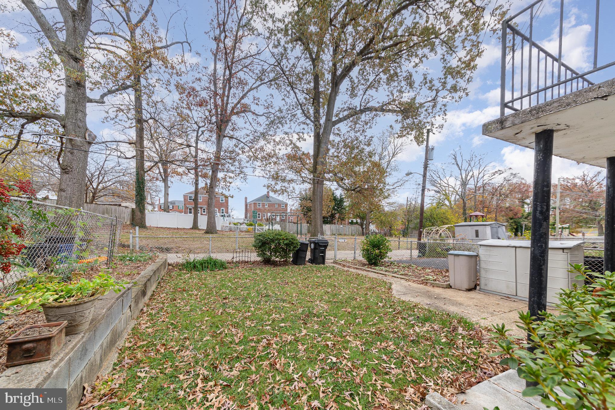 8675 Oak Road Parkville, MD 21234 - Photo 30 of 33