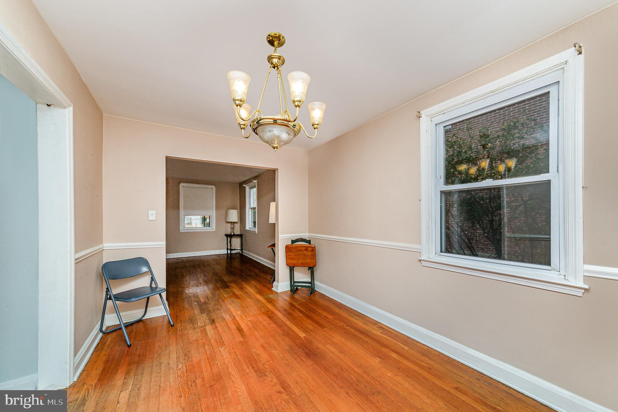 8675 Oak Road Parkville, MD 21234 - Photo 7 of 33