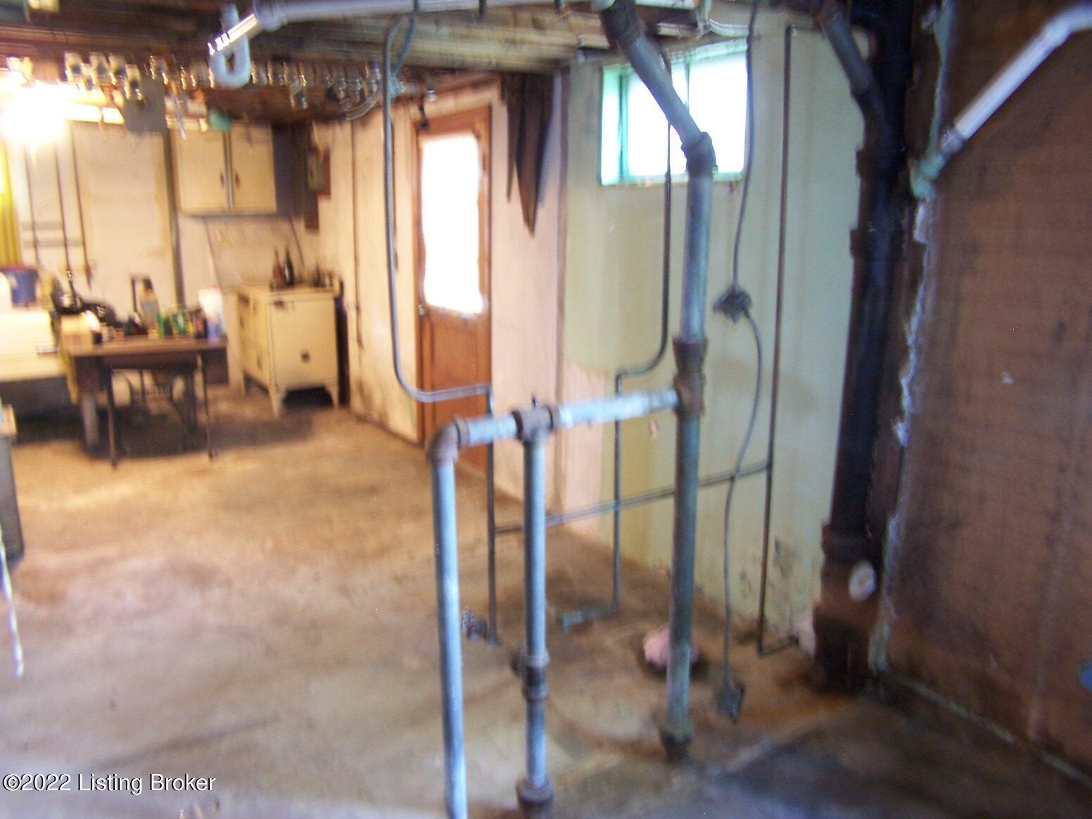 1627 Whippoorwill Road Louisville, KY 40213 - Photo 25 of 29 Unfinished Walkout Basement that is plumbed for a Full Bath.
