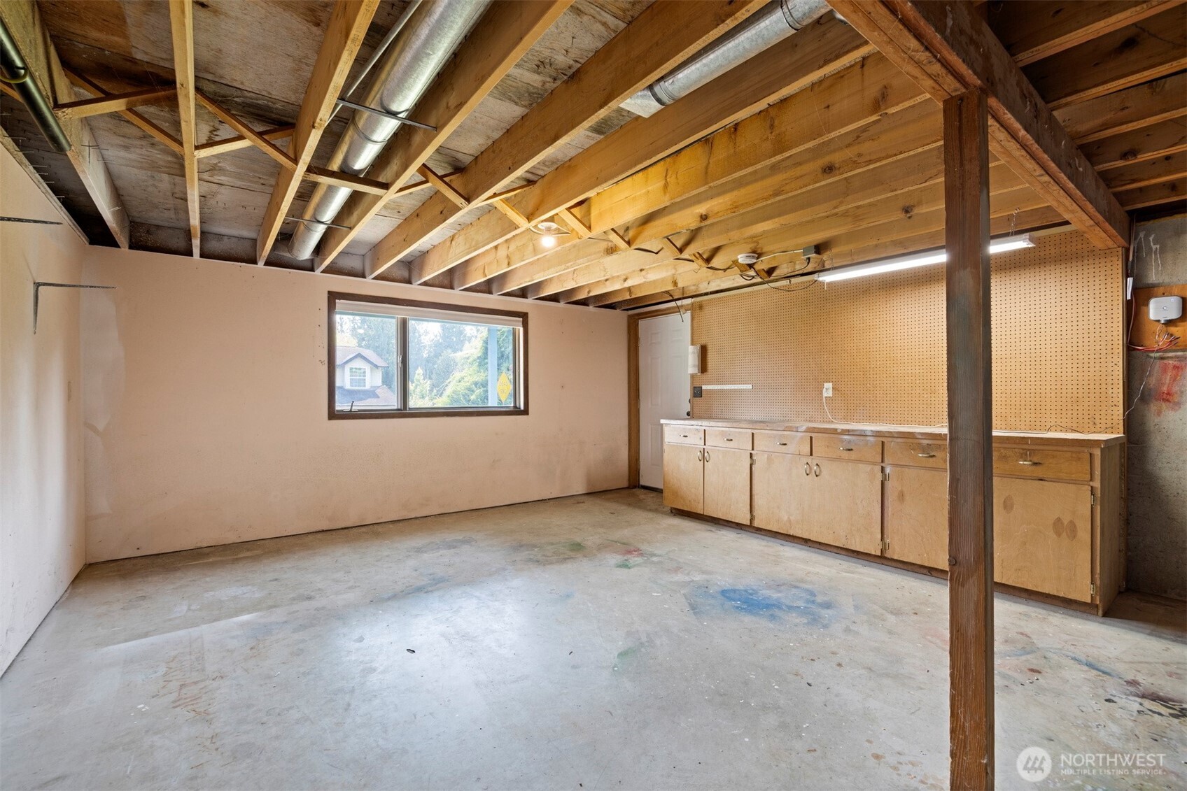 403 17th Street Lynden, WA 98264 - Photo 26 of 40 a view of an empty room