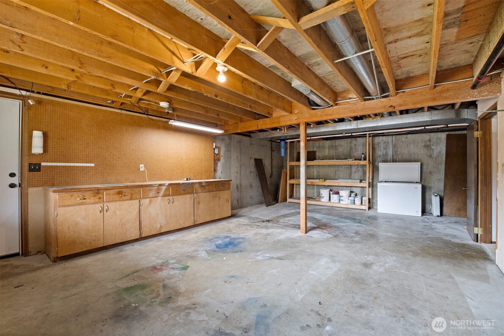 403 17th Street Lynden, WA 98264 - Photo 27 of 40 a view of empty room with wooden walls