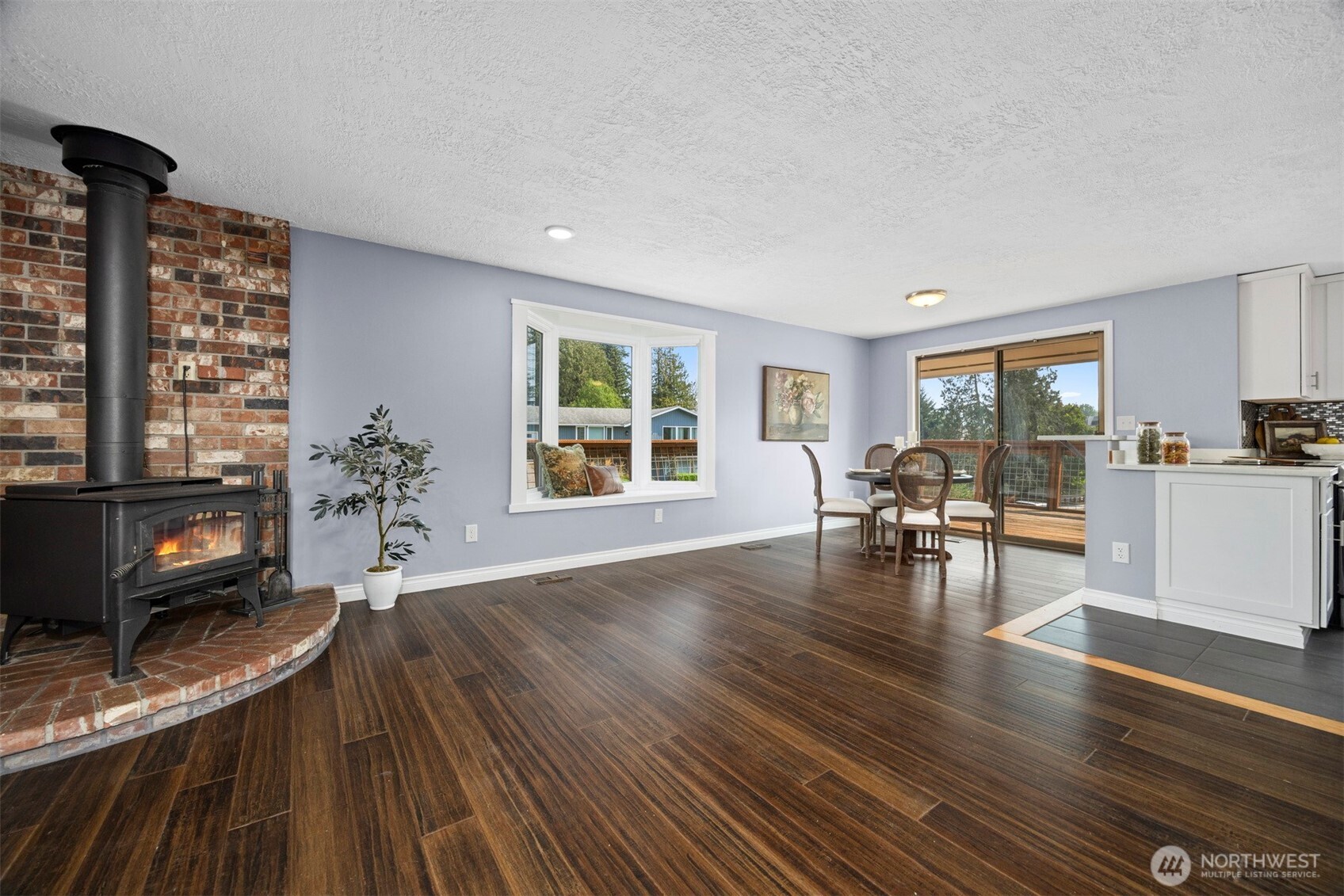 403 17th Street Lynden, WA 98264 - Photo 10 of 40 a living room with furniture and a wooden floor
