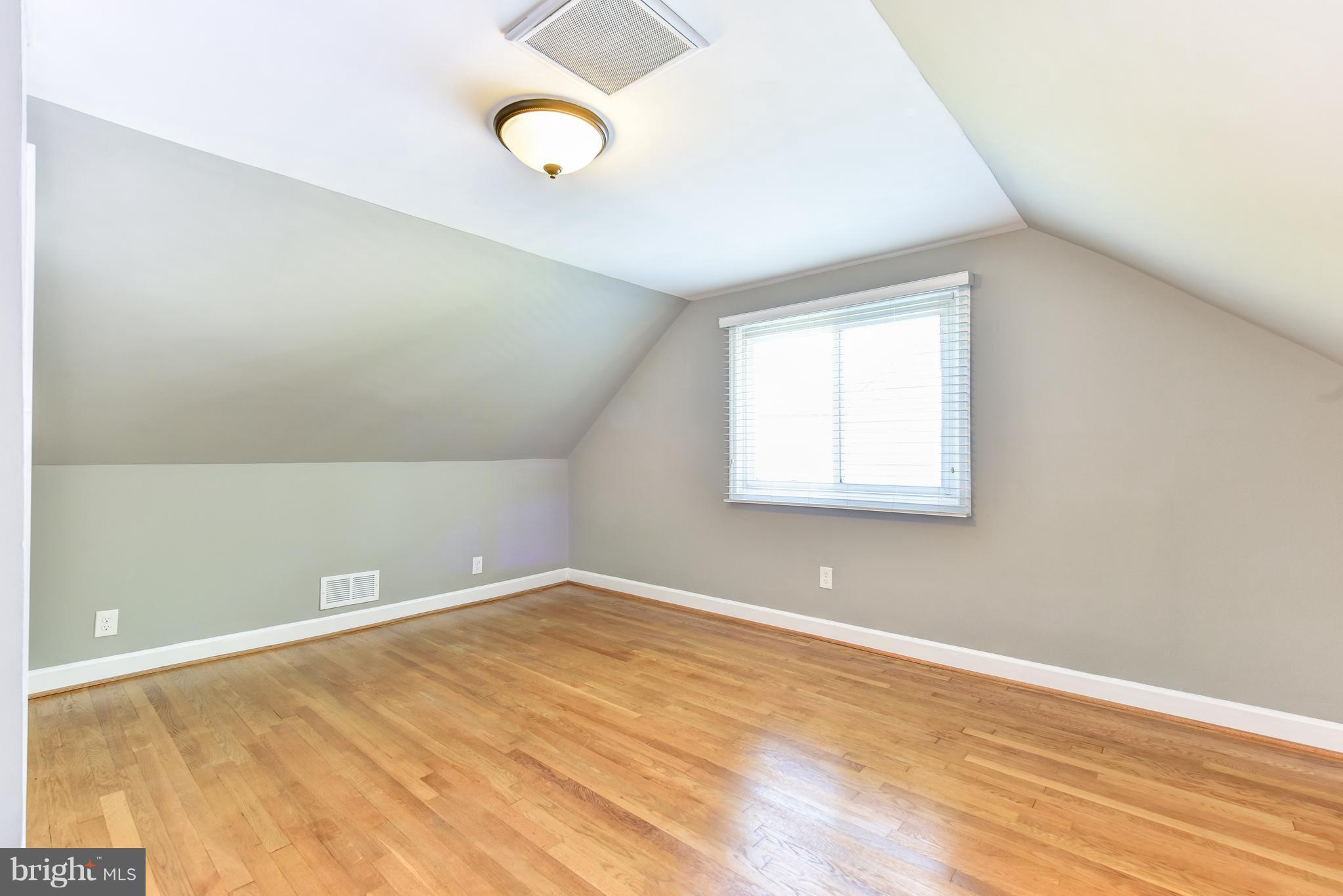 10807 Huntley Place Silver Spring, MD 20902 - Photo 13 of 19 Bedroom (Master)