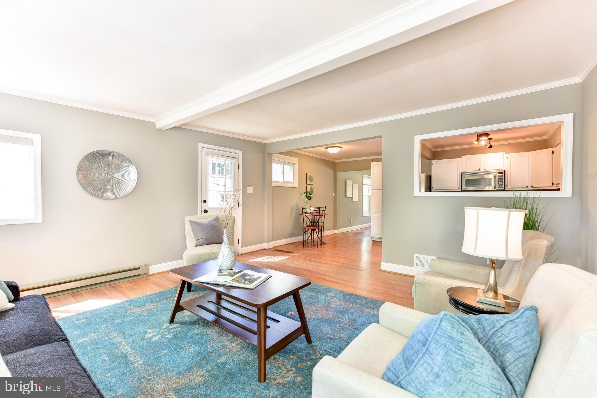 10807 Huntley Place Silver Spring, MD 20902 - Photo 4 of 19 Family Room