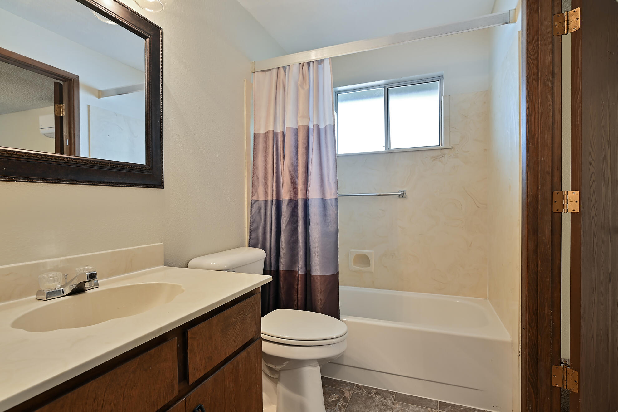 730 Brookside Circle Rogue River, OR 97537 - Photo 9 of 20 tub shower combo in bathroom