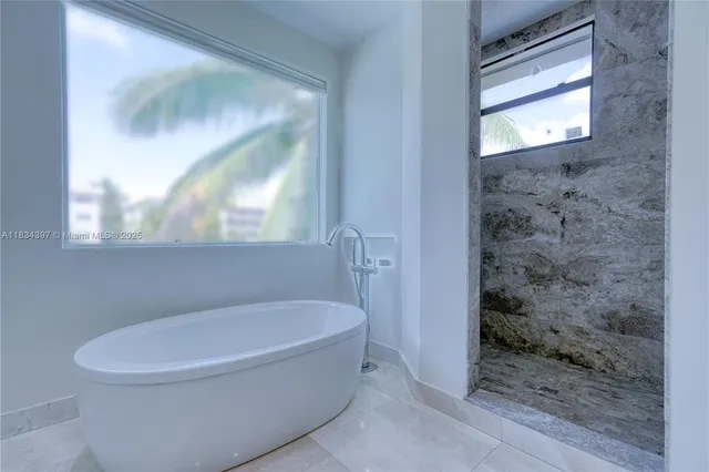 $38,000 | 13300 Biscayne Bay Terrace, North Miami, FL 33181