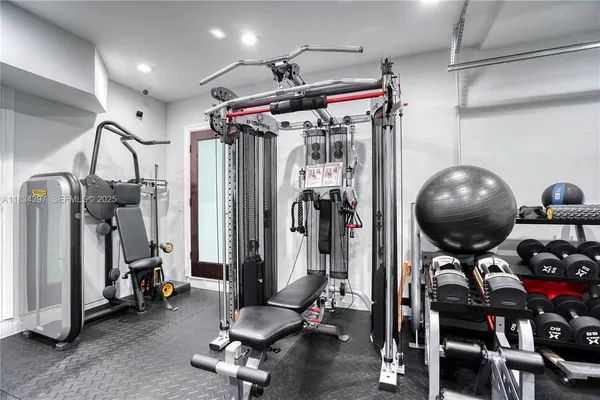 $38,000 | 13300 Biscayne Bay Terrace, North Miami, FL 33181