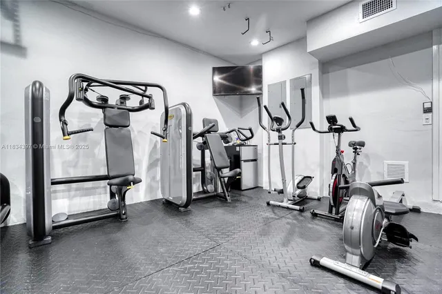 $38,000 | 13300 Biscayne Bay Terrace, North Miami, FL 33181