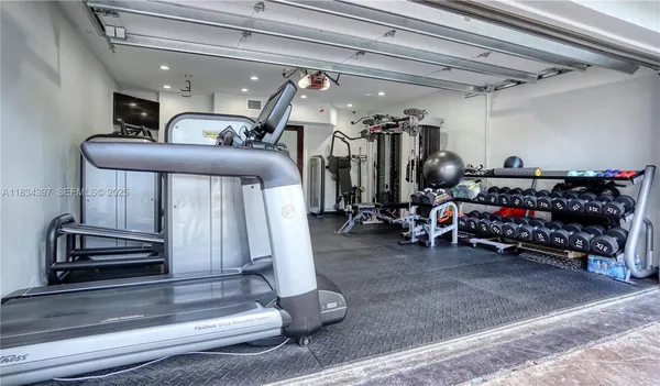 $38,000 | 13300 Biscayne Bay Terrace, North Miami, FL 33181