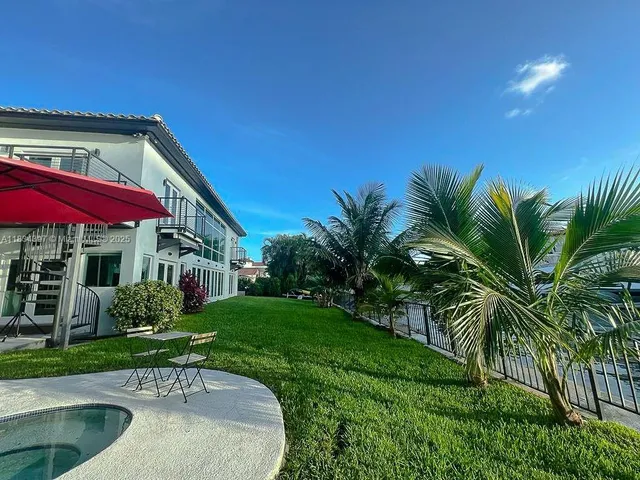 $38,000 | 13300 Biscayne Bay Terrace, North Miami, FL 33181