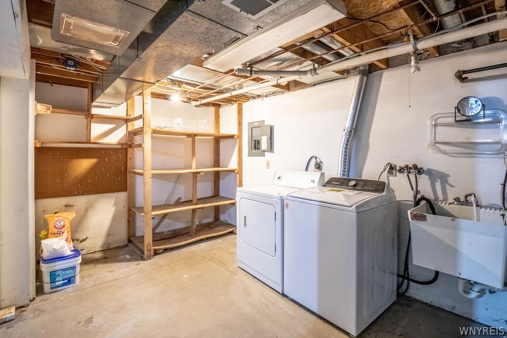 4755 Chestnut Ridge Road, Unit 9 Amherst, NY 14228 - Photo 42 of 46 Basement laundry