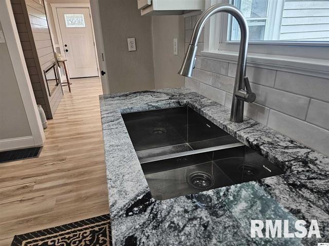 306 Walker Street Ursa, IL 62376 - Photo 3 of 12