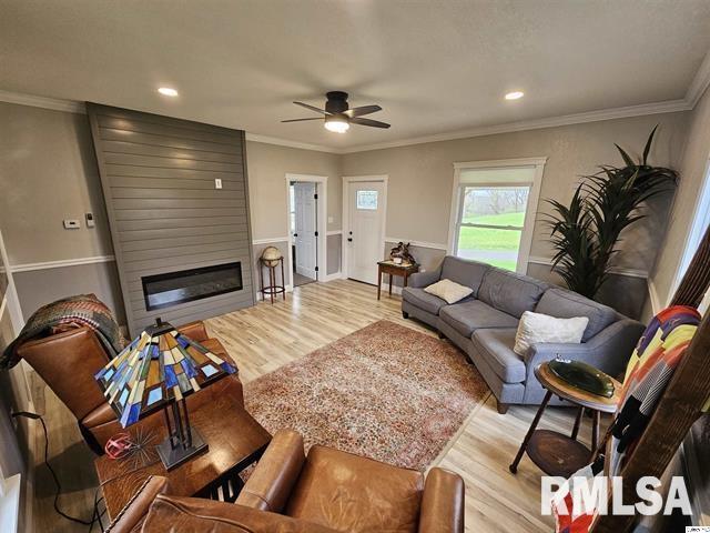 306 Walker Street Ursa, IL 62376 - Photo 5 of 12