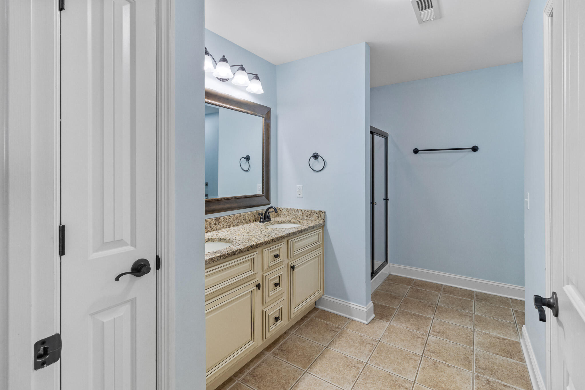 124 Fieldstone Cmns Rock Spring, GA 30739 - Photo 14 of 37 _MG_0429