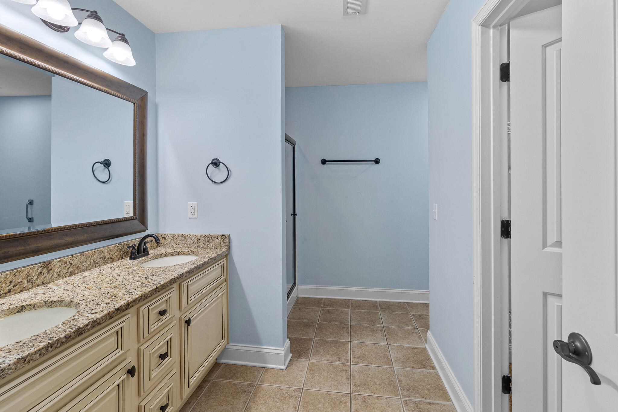 124 Fieldstone Cmns Rock Spring, GA 30739 - Photo 15 of 37 _MG_0432