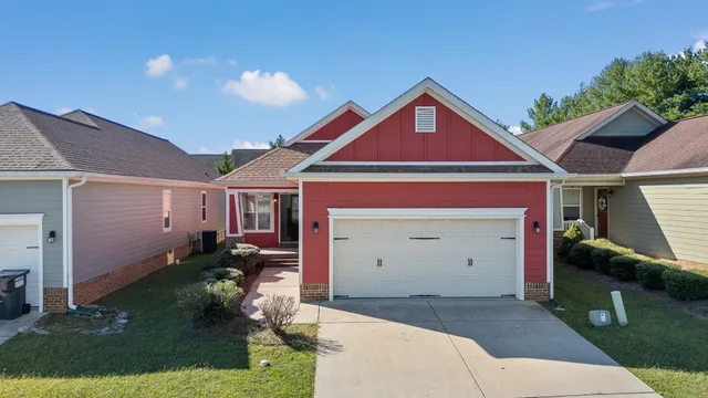 $289,900 | 124 Fieldstone Cmns, Rock Spring, GA 30739