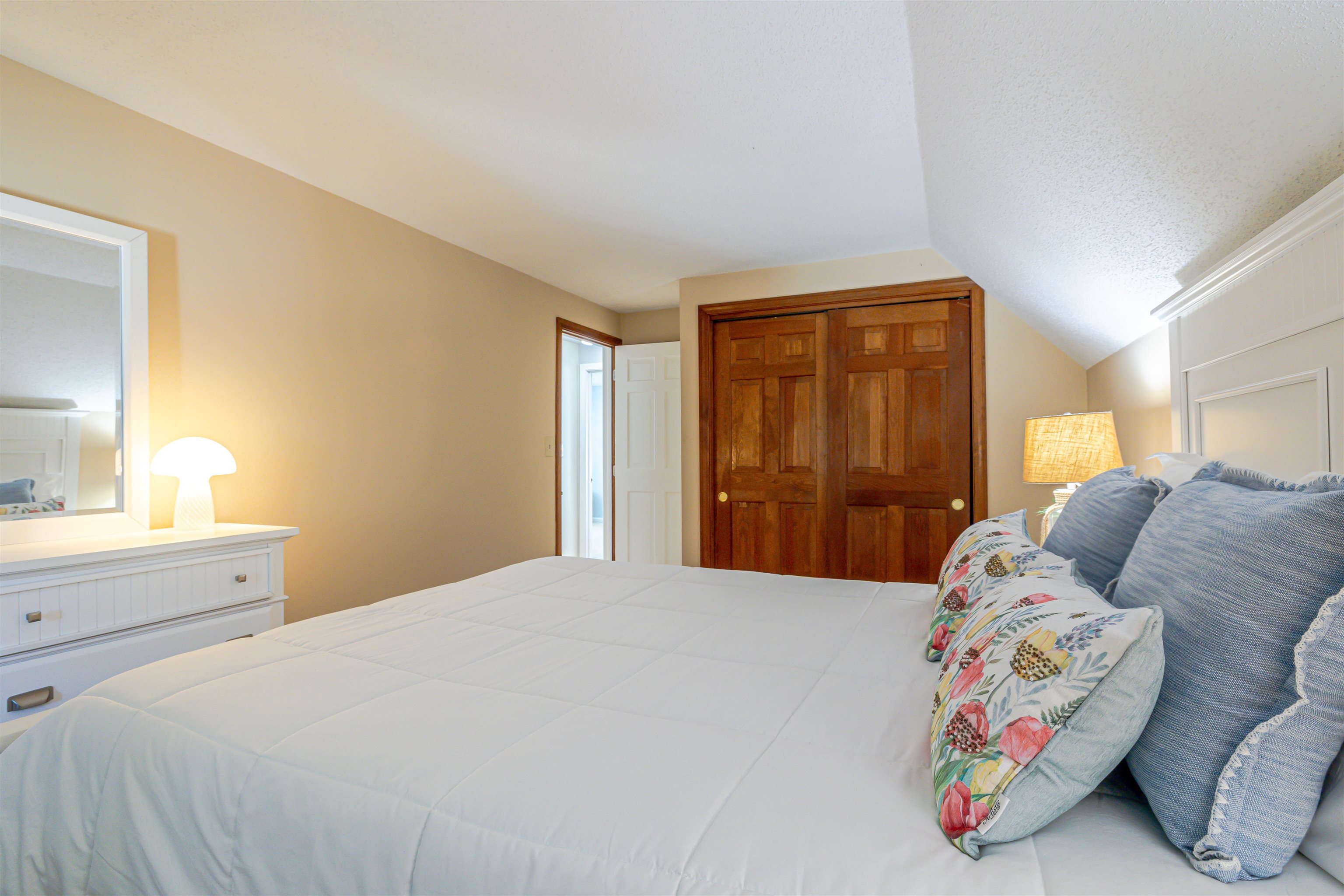 3 New Castle Street Concord, NH 03301 - Photo 37 of 60