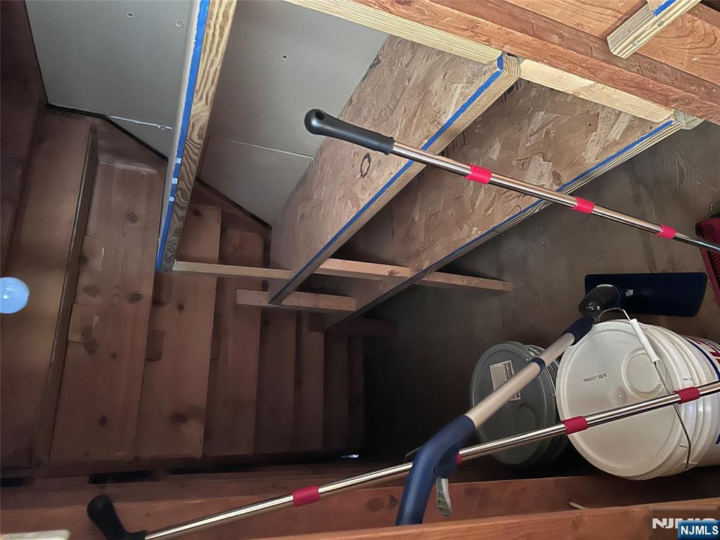 1165 A Valley Road, Unit 1165A Wayne, NJ 07470 - Photo 12 of 22 a utility room with dryer and washer