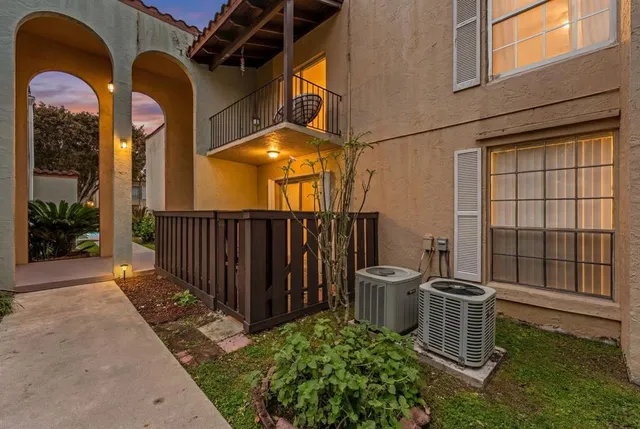 $1,800 | 10790 North Kendall Drive, Miami, FL 33176