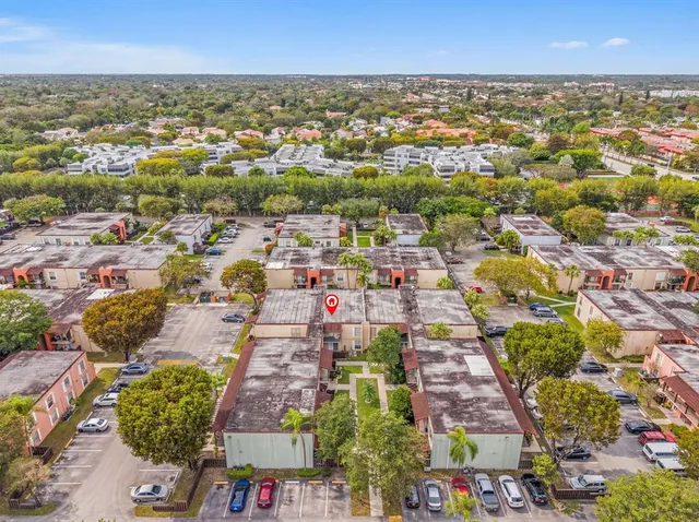 $1,800 | 10790 North Kendall Drive, Miami, FL 33176