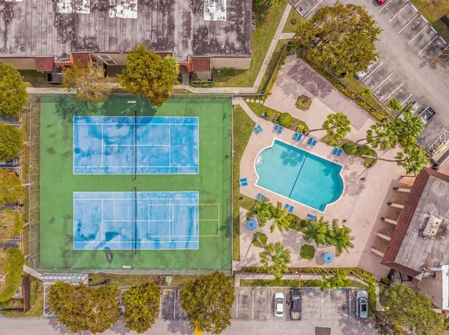 $1,800 | 10790 North Kendall Drive, Miami, FL 33176