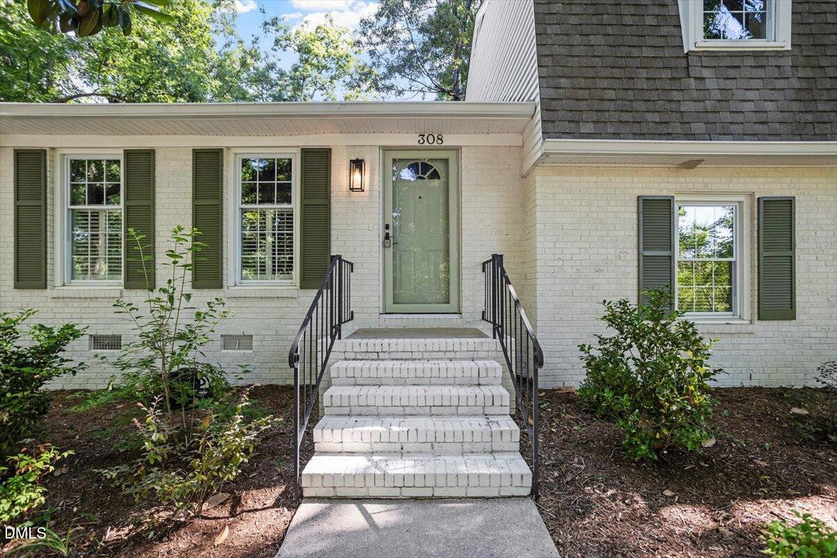 308 Rustic Ridge Road Cary, NC 27511 - Photo 3 of 41