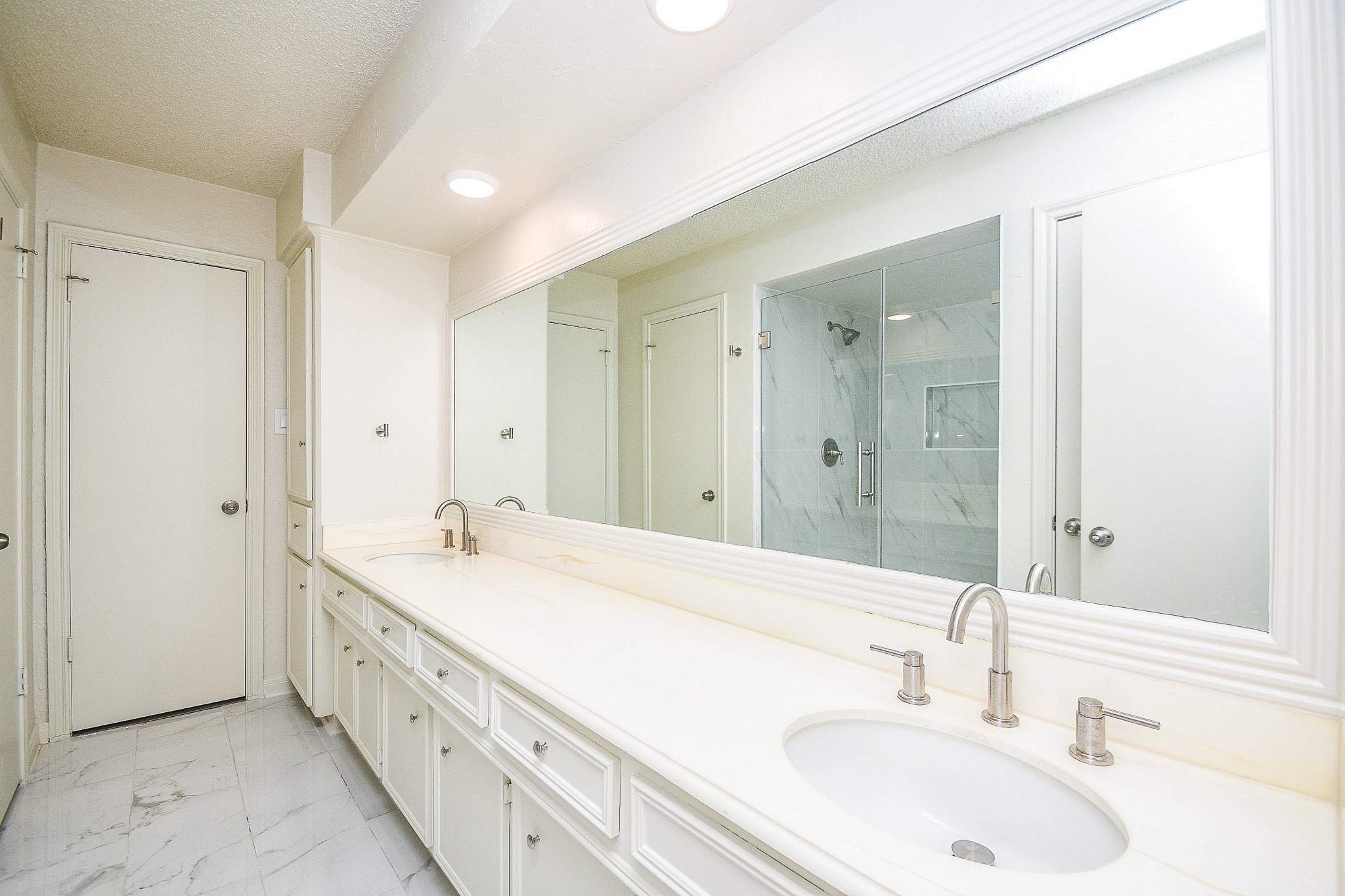 7815 Hummingbird Street Houston, TX 77071 - Photo 12 of 20 Gallery Image 12
