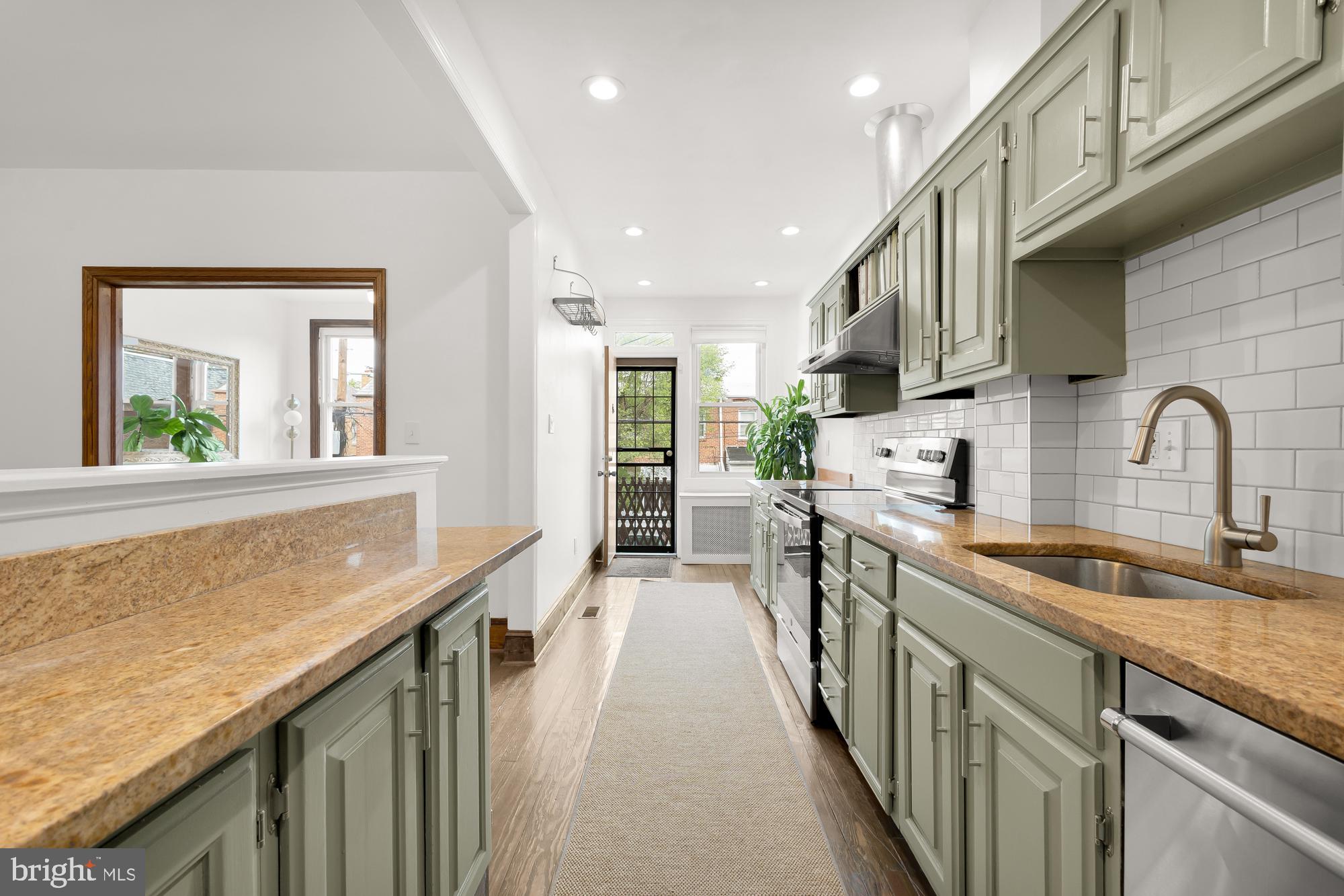 1319 Rittenhouse Street Northwest Washington, DC 20011 - Photo 18 of 39