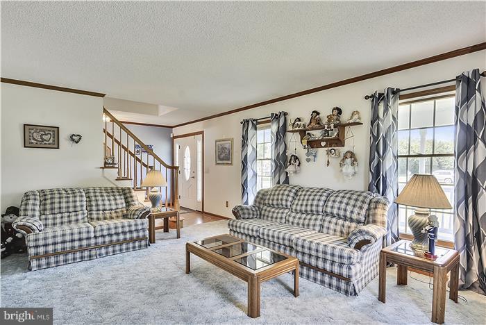 3607 Fox Run Road East New Market, MD 21631 - Photo 13 of 30 Living Room