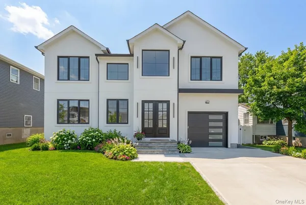 $1,999,995 | 24 Midway Street, Babylon, NY 11702