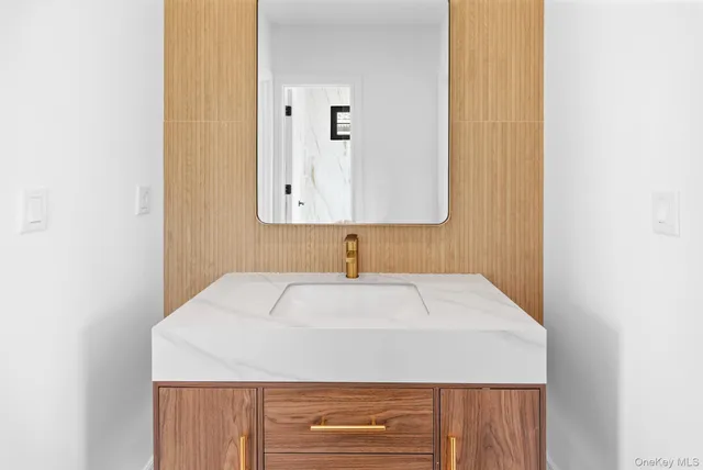 $1,999,995 | 24 Midway Street, Babylon, NY 11702