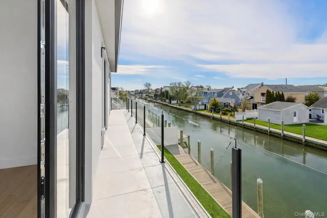 $1,999,995 | 24 Midway Street, Babylon, NY 11702