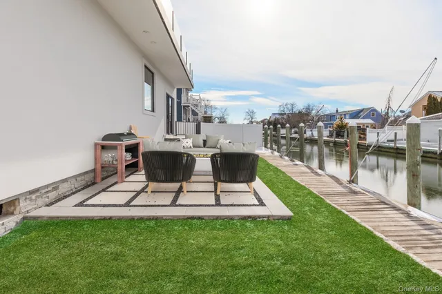 $1,999,995 | 24 Midway Street, Babylon, NY 11702