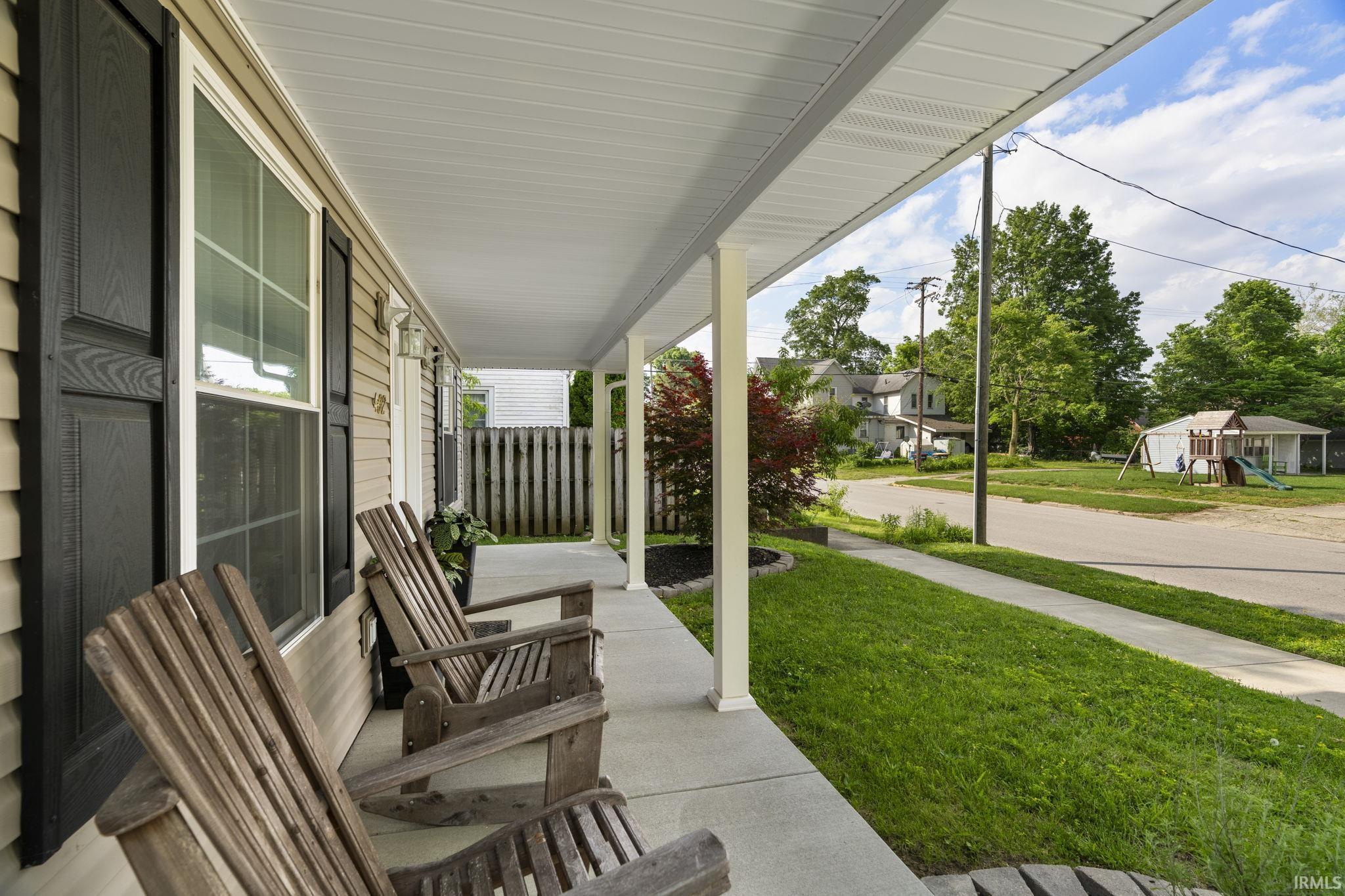 402 East Monroe Street Delphi, IN 46923 - Photo 2 of 36
