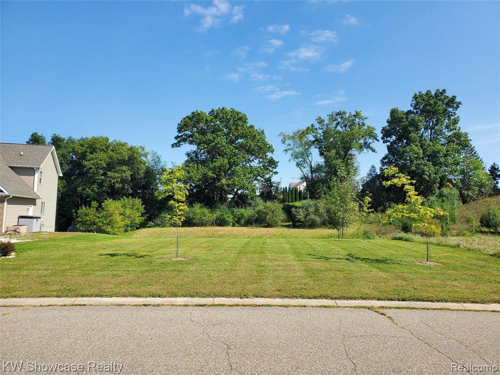 3 Clivedon Road Howell, MI 48843 - Photo 2 of 5