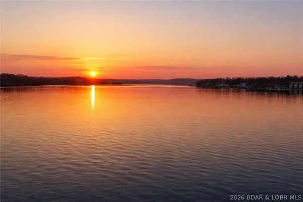 $234,900 | 24 Sunrise Ridge Drive, Unit 213, Sunrise Beach, MO 65079