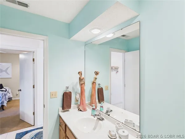 $234,900 | 24 Sunrise Ridge Drive, Unit 213, Sunrise Beach, MO 65079