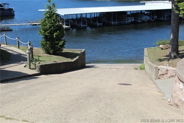 $234,900 | 24 Sunrise Ridge Drive, Unit 213, Sunrise Beach, MO 65079