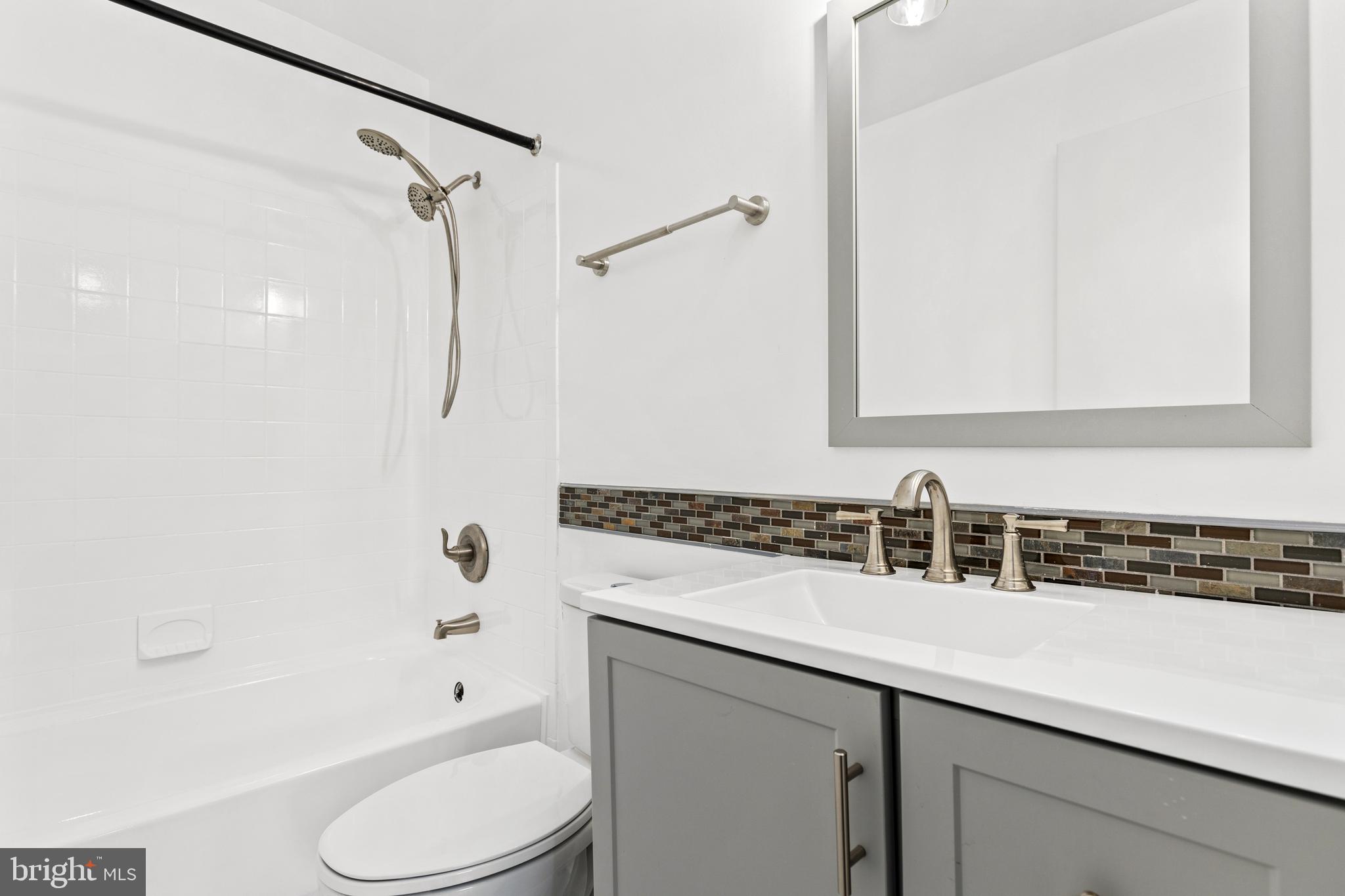 9705 Canary Court Springdale, MD 20721 - Photo 13 of 24 Gallery Image 13