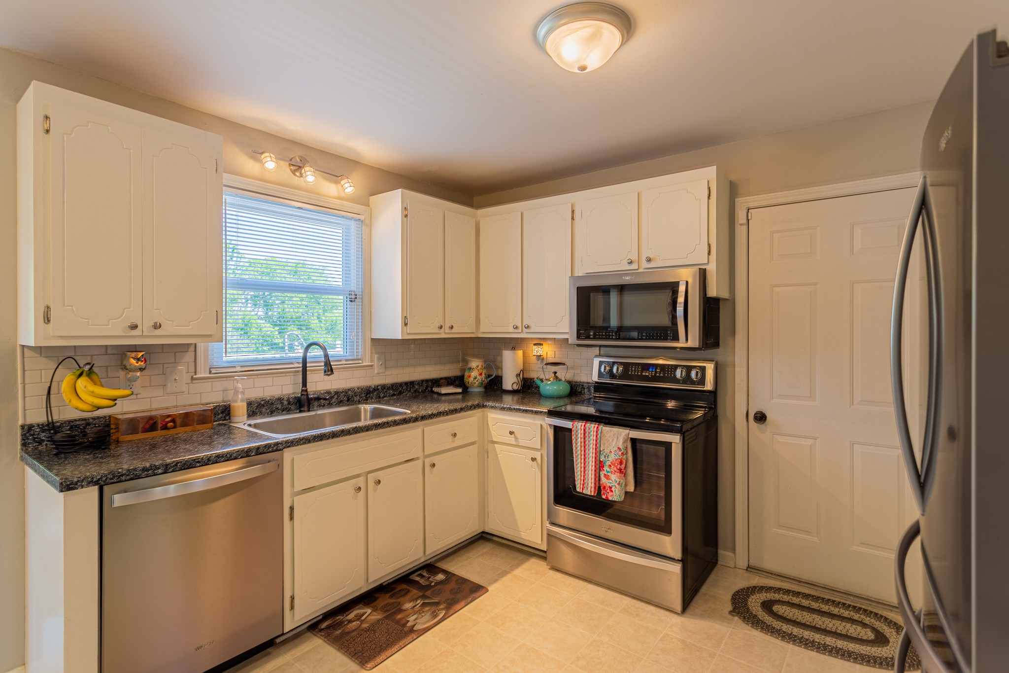 412 Pinnacle Point Clarksville, TN 37043 - Photo 11 of 41 Gallery Image 11
