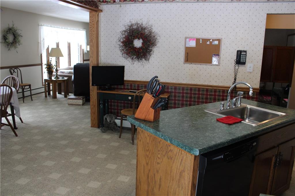 2424 Rutledge Road Transfer, PA 16154 - Photo 7 of 25 Gallery Image 7
