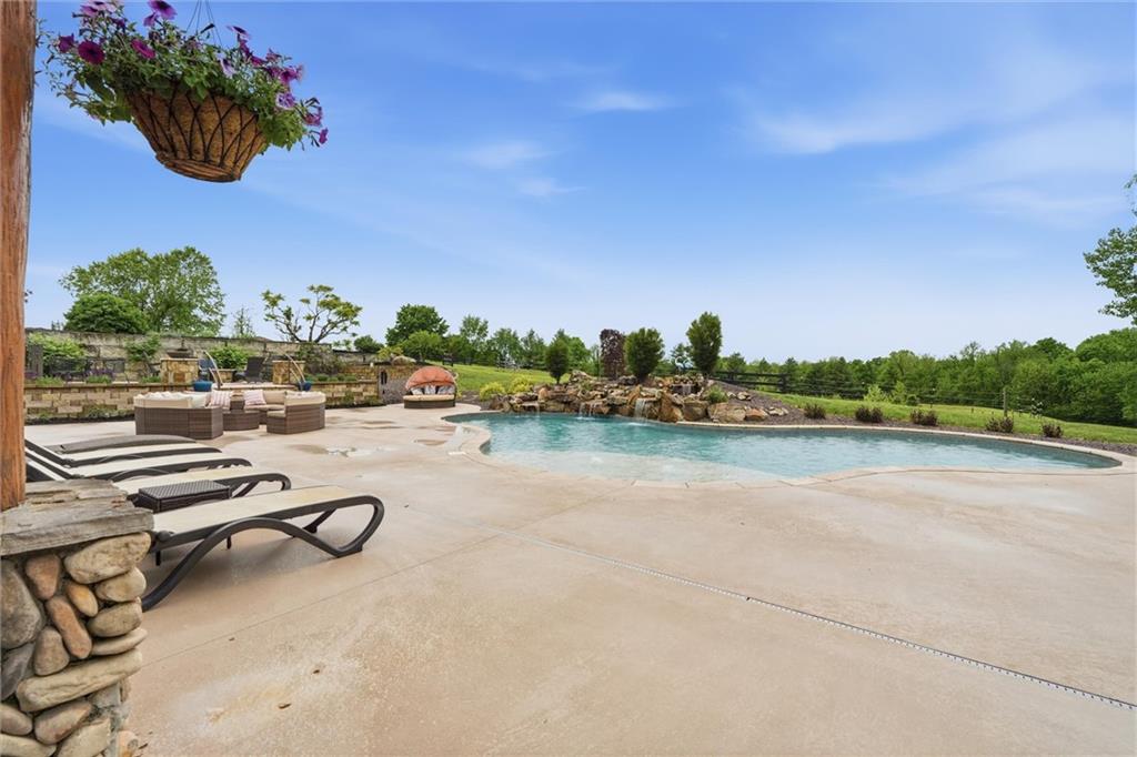 11008 Aldridge Road Excelsior Springs, MO 64024 - Photo 10 of 56