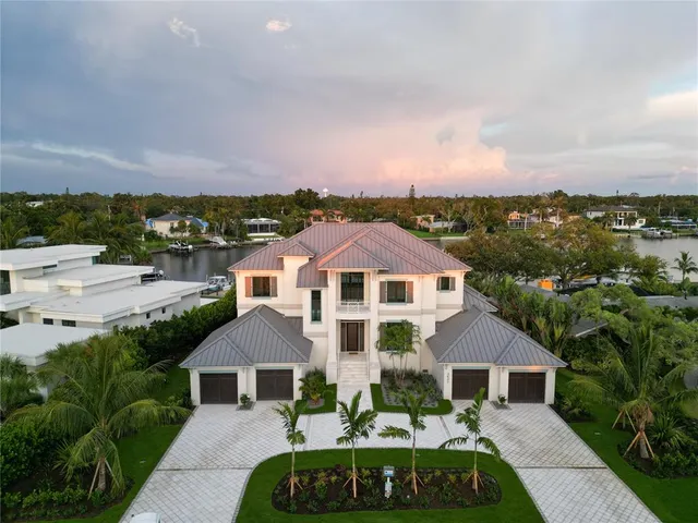 $9,450,000 | 3621 San Remo Terrace, Sarasota, FL 34239