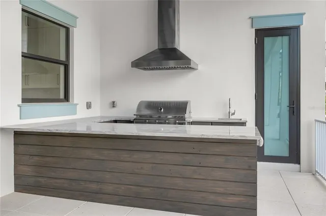 $9,450,000 | 3621 San Remo Terrace, Sarasota, FL 34239